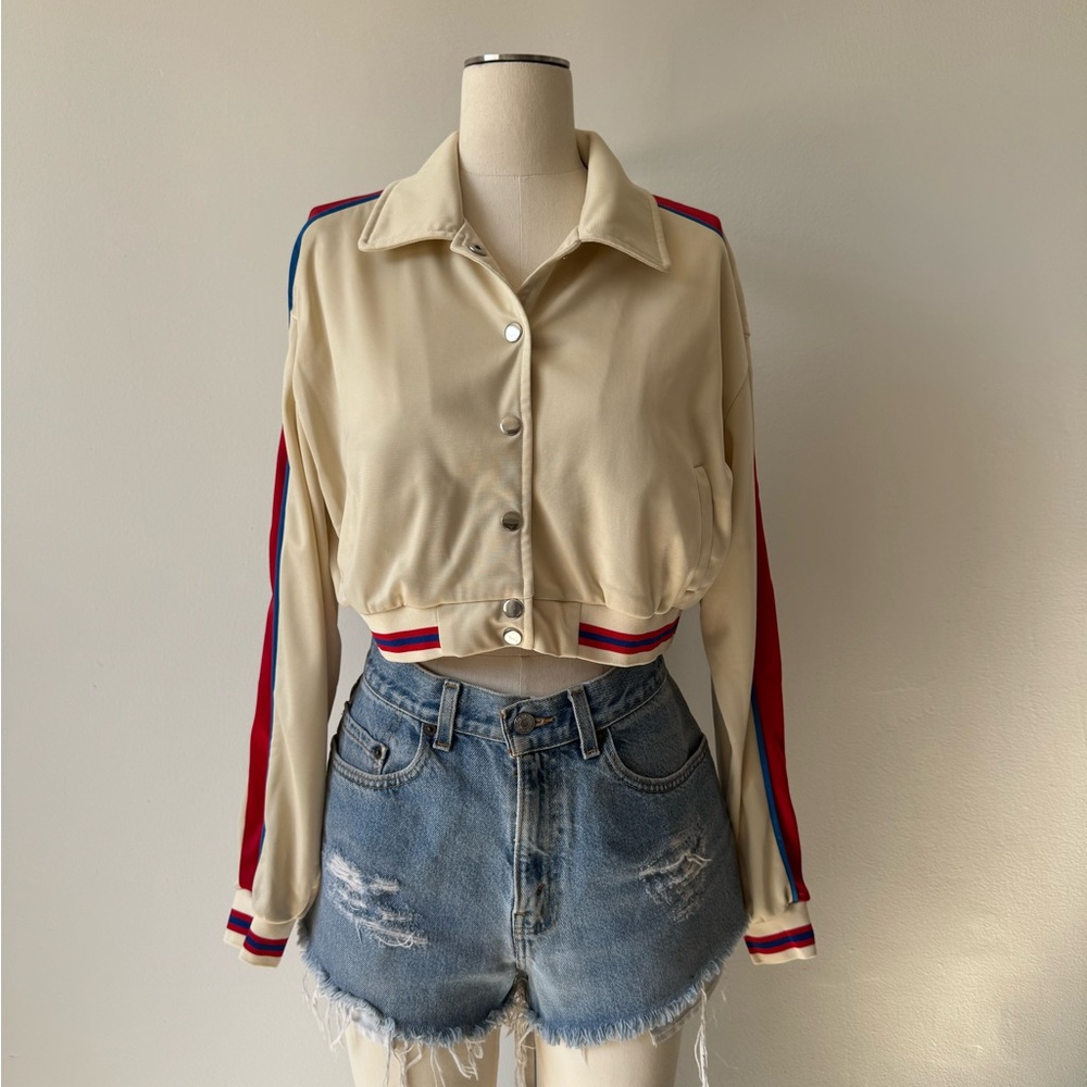 Vintage Cropped Cream Button-Up Track Jacket with Red & Blue Stripes